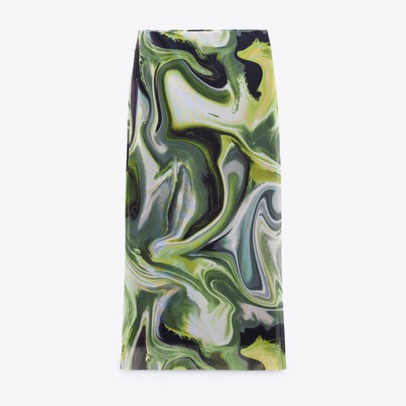 - ZARA printed green and white tulle shirt and skirt set . - Picture 2 of 5